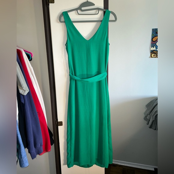 Primark Reformation Kelly Green V Sleeveless Button Belt Flare Slit Midi Dress 6 - Picture 2 of 2